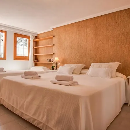 Malvina * Santa Eulària des Riu